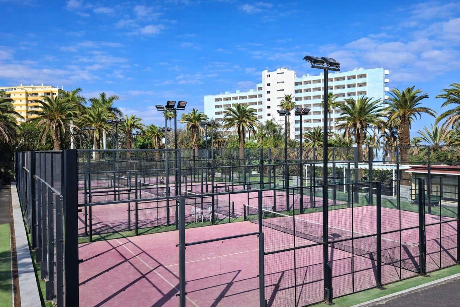 Local Comercial de 1 habitación en Los Realejos en venta con garaje - 240.000 € (Ref: 9804380)