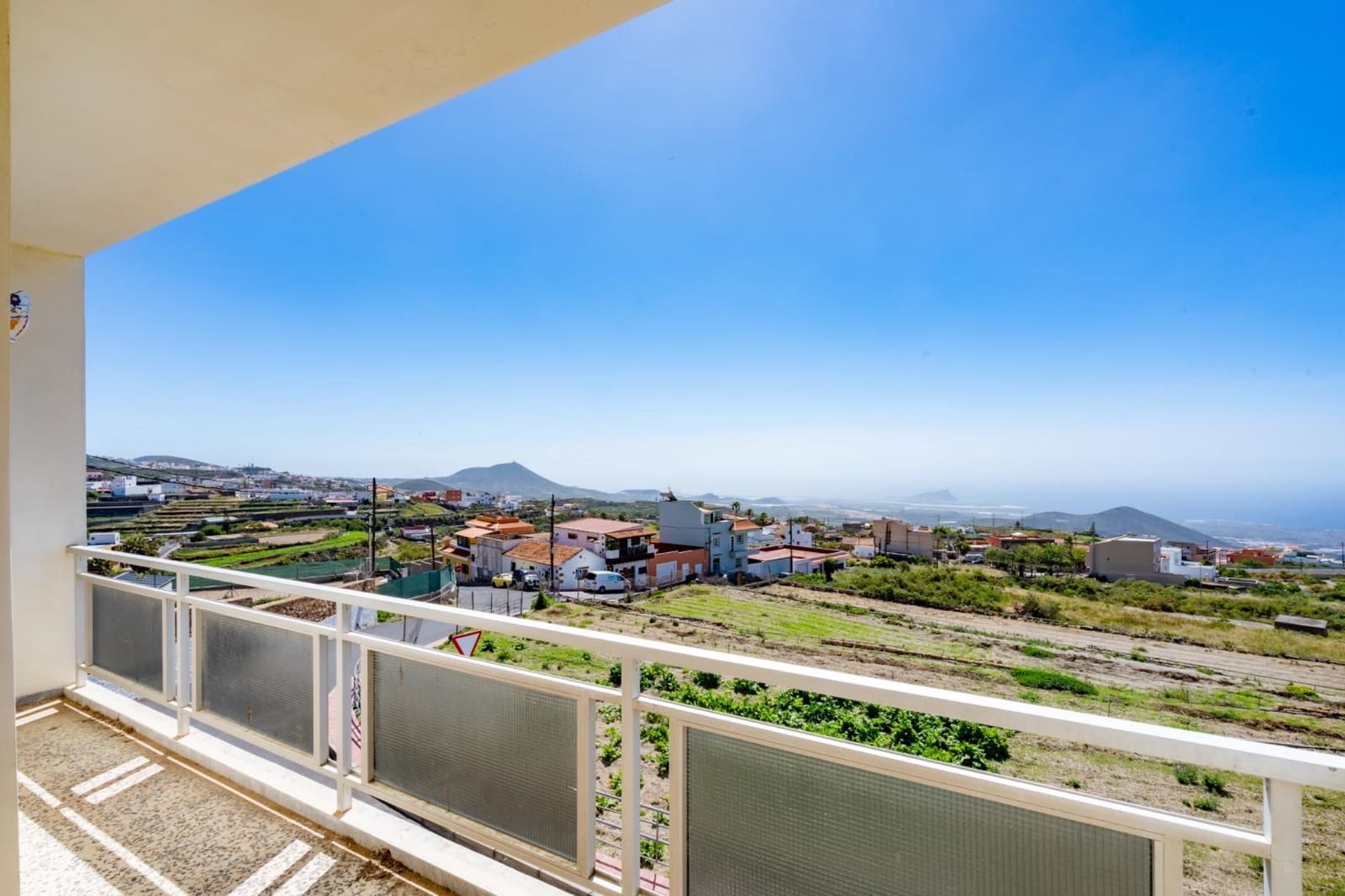 5 sypialnia Willa na sprzedaż w San Miguel de Abona z garażem - 527 000 € (Ref: 9804381)