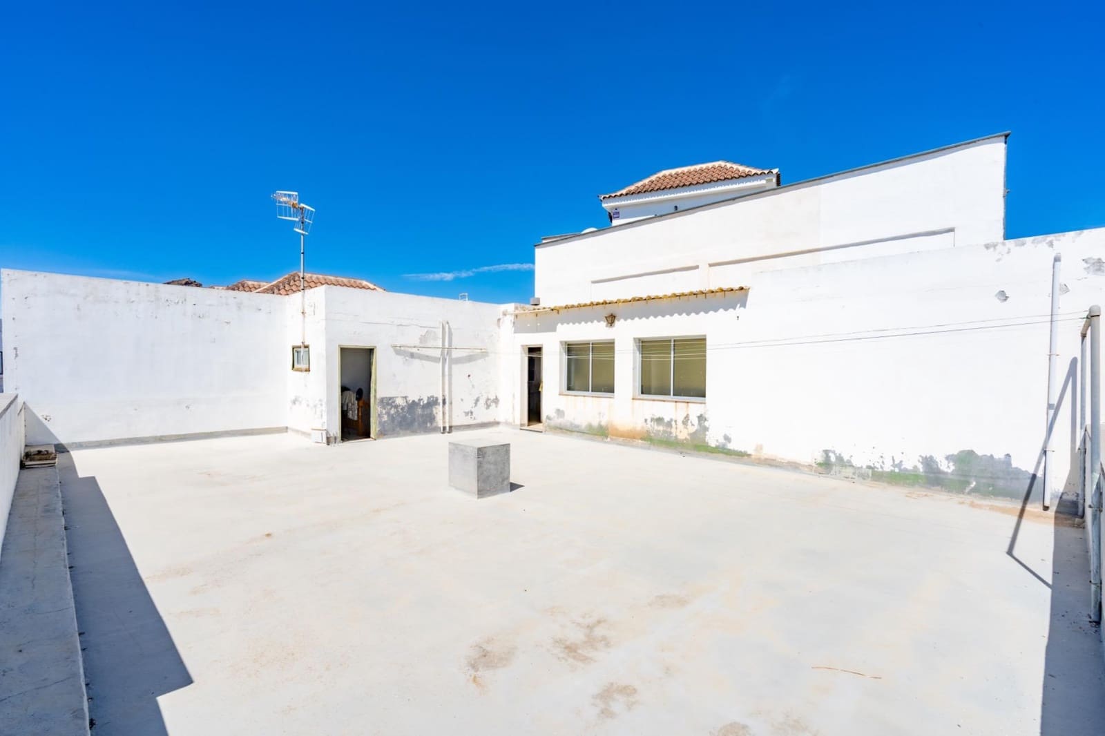 5 sypialnia Willa na sprzedaż w San Miguel de Abona z garażem - 527 000 € (Ref: 9804381)