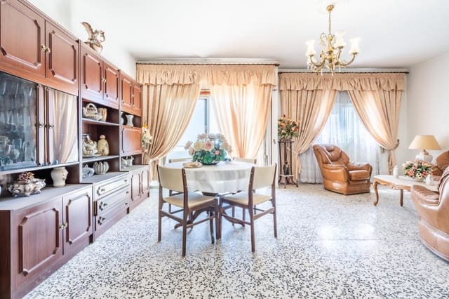 5 sypialnia Willa na sprzedaż w San Miguel de Abona z garażem - 527 000 € (Ref: 9804381)