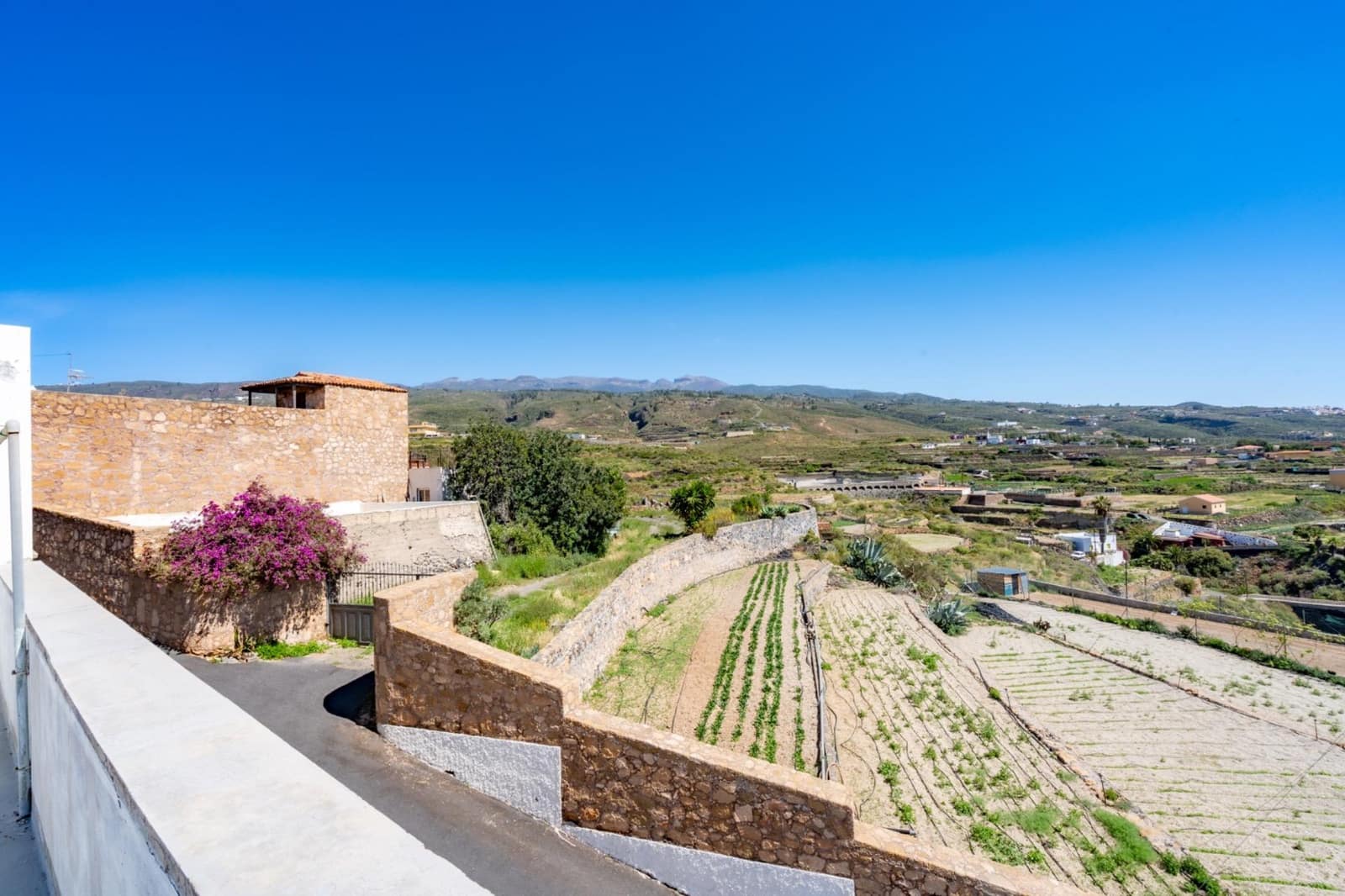 5 sypialnia Willa na sprzedaż w San Miguel de Abona z garażem - 527 000 € (Ref: 9804381)