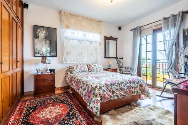 3 sypialnia Finka/Dom wiejski na sprzedaż w Icod de los Vinos z garażem - 475 000 € (Ref: 9811988)