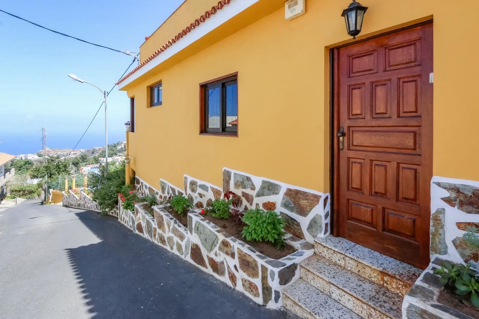 3 sypialnia Finka/Dom wiejski na sprzedaż w Icod de los Vinos z garażem - 475 000 € (Ref: 9811988)