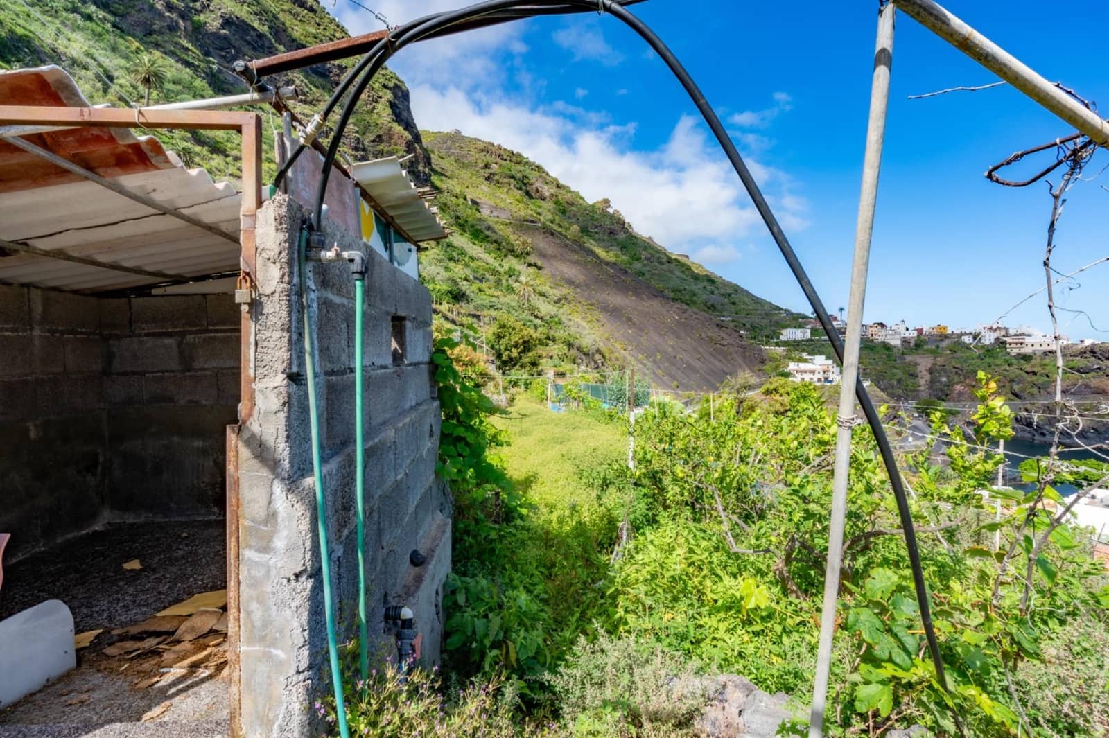 Building Plot for sale in Garachico - € 180,000 (Ref: 9825334)