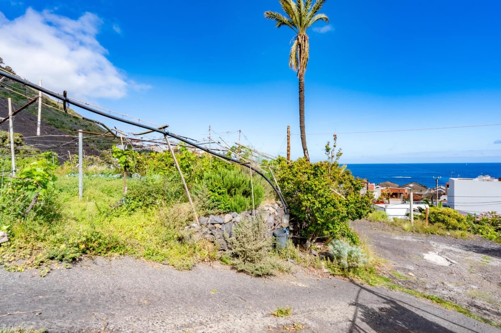 Building Plot for sale in Garachico - € 180,000 (Ref: 9825334)