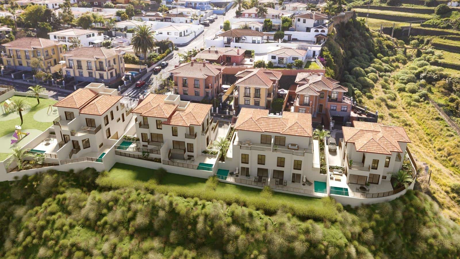 3 bedroom Semi-detached Villa for sale in La Orotava with pool garage - € 455,000 (Ref: 9831605)