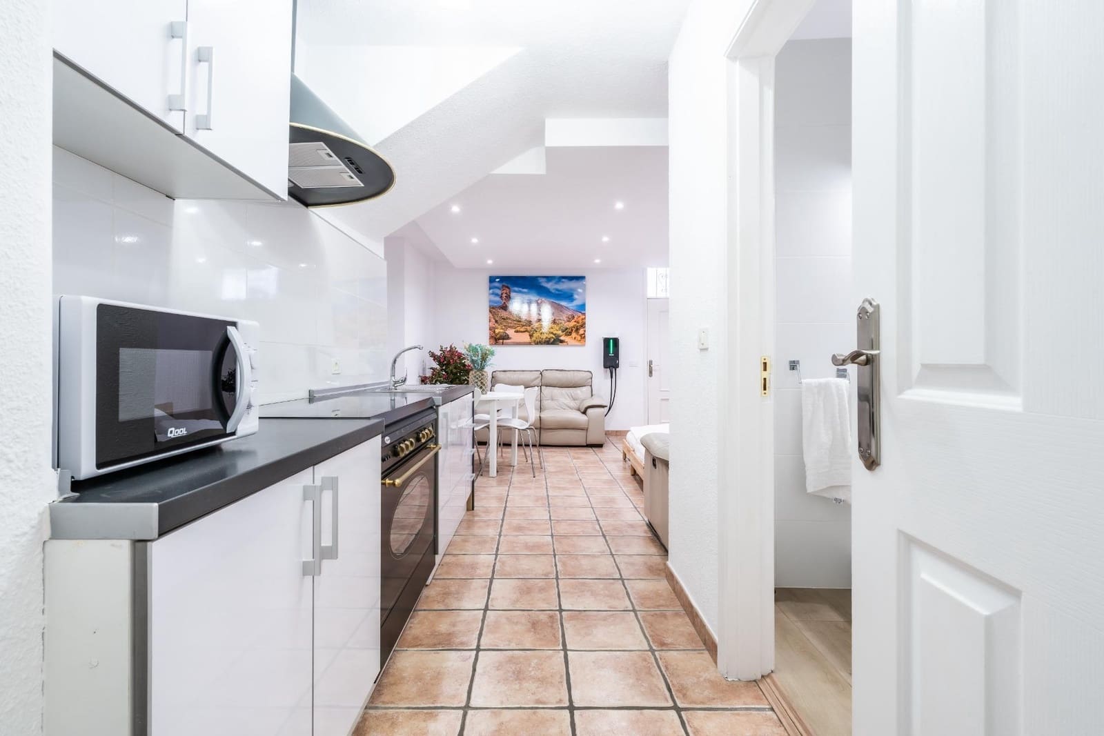 Adosado de 4 habitaciones en Adeje en venta - 589.000 € (Ref: 9833730)