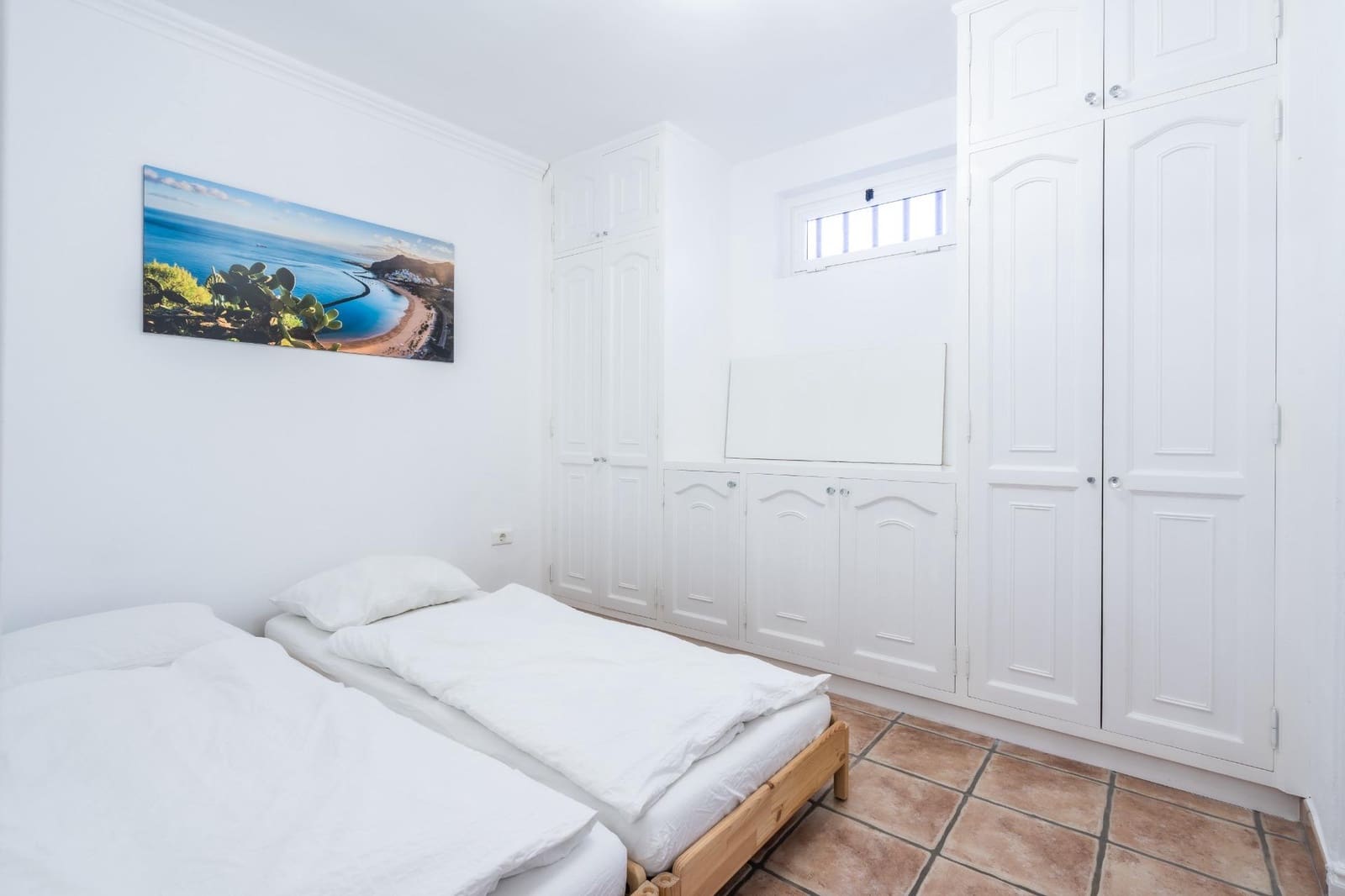 Adosado de 4 habitaciones en Adeje en venta - 589.000 € (Ref: 9833730)