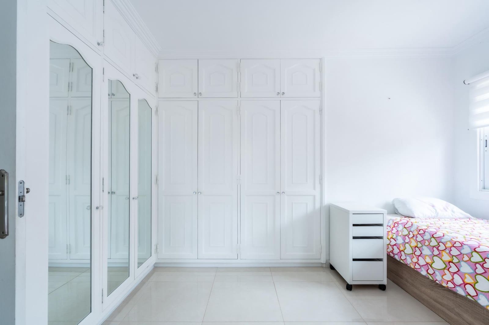 Adosado de 4 habitaciones en Adeje en venta - 589.000 € (Ref: 9833730)