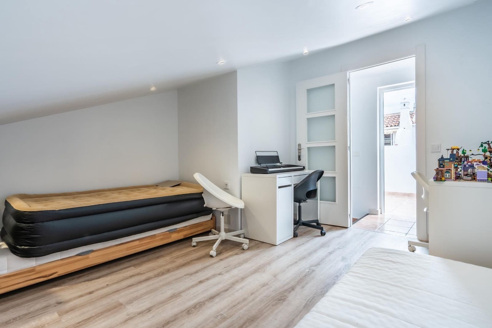 Adosado de 4 habitaciones en Adeje en venta - 589.000 € (Ref: 9833730)