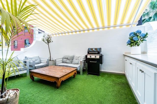 4 camera da letto Villetta a Schiera in vendita in Casco Urbano, Adeje - 589.000 € (Rif: 9833730)