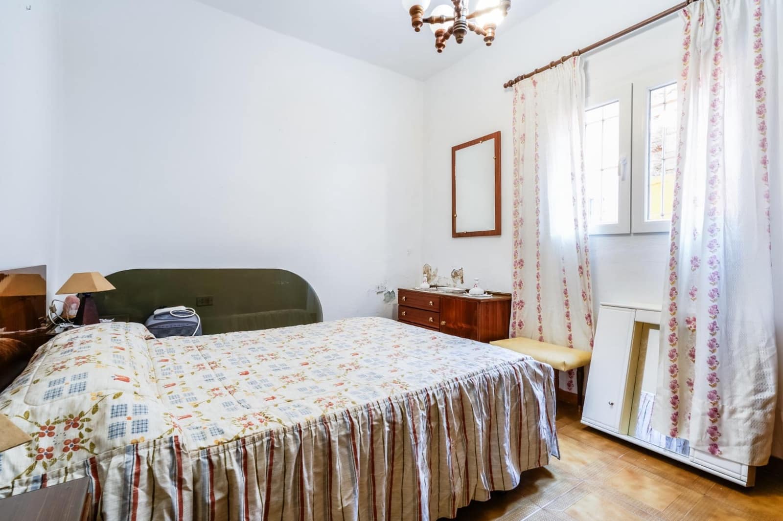 9 quarto Quinta/Casa Rural para venda em San Cristobal de La Laguna com garagem - 750 000 € (Ref: 9851854)