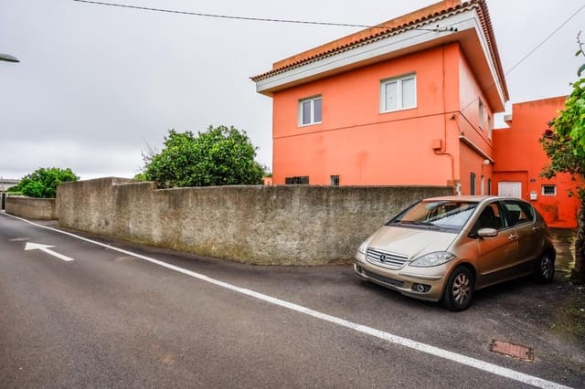 9 sovrum Villa till salu i San Cristóbal de La Laguna med garage - 649 500 € (Ref: 9851854)