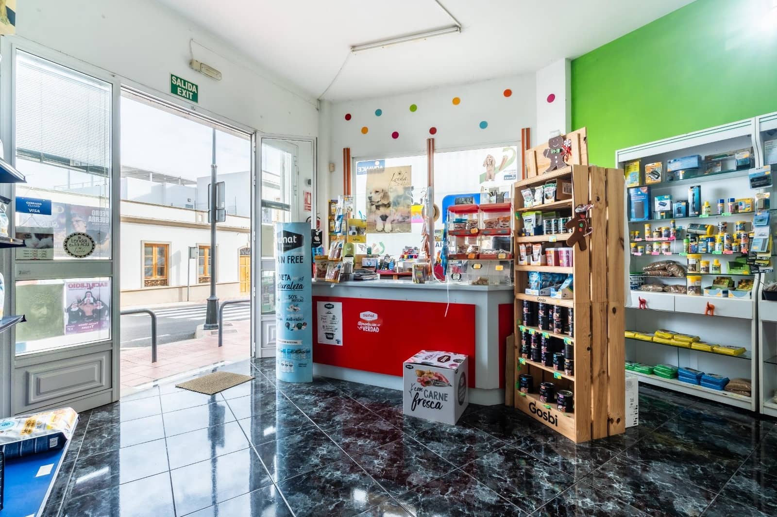 Commercial for sale in San Cristobal de La Laguna - € 149,000 (Ref: 9868664)