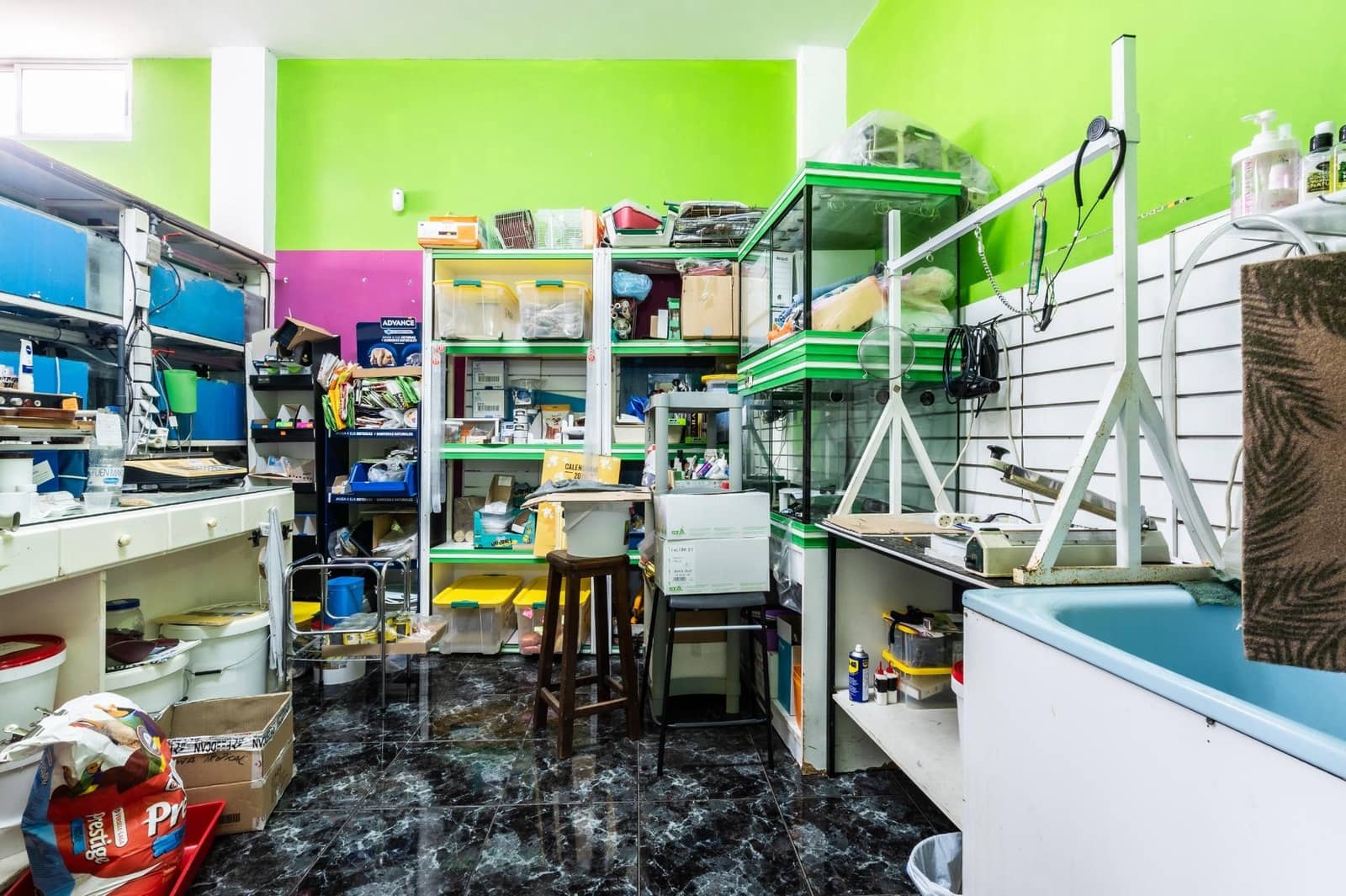 Commercial for sale in San Cristobal de La Laguna - € 149,000 (Ref: 9868664)
