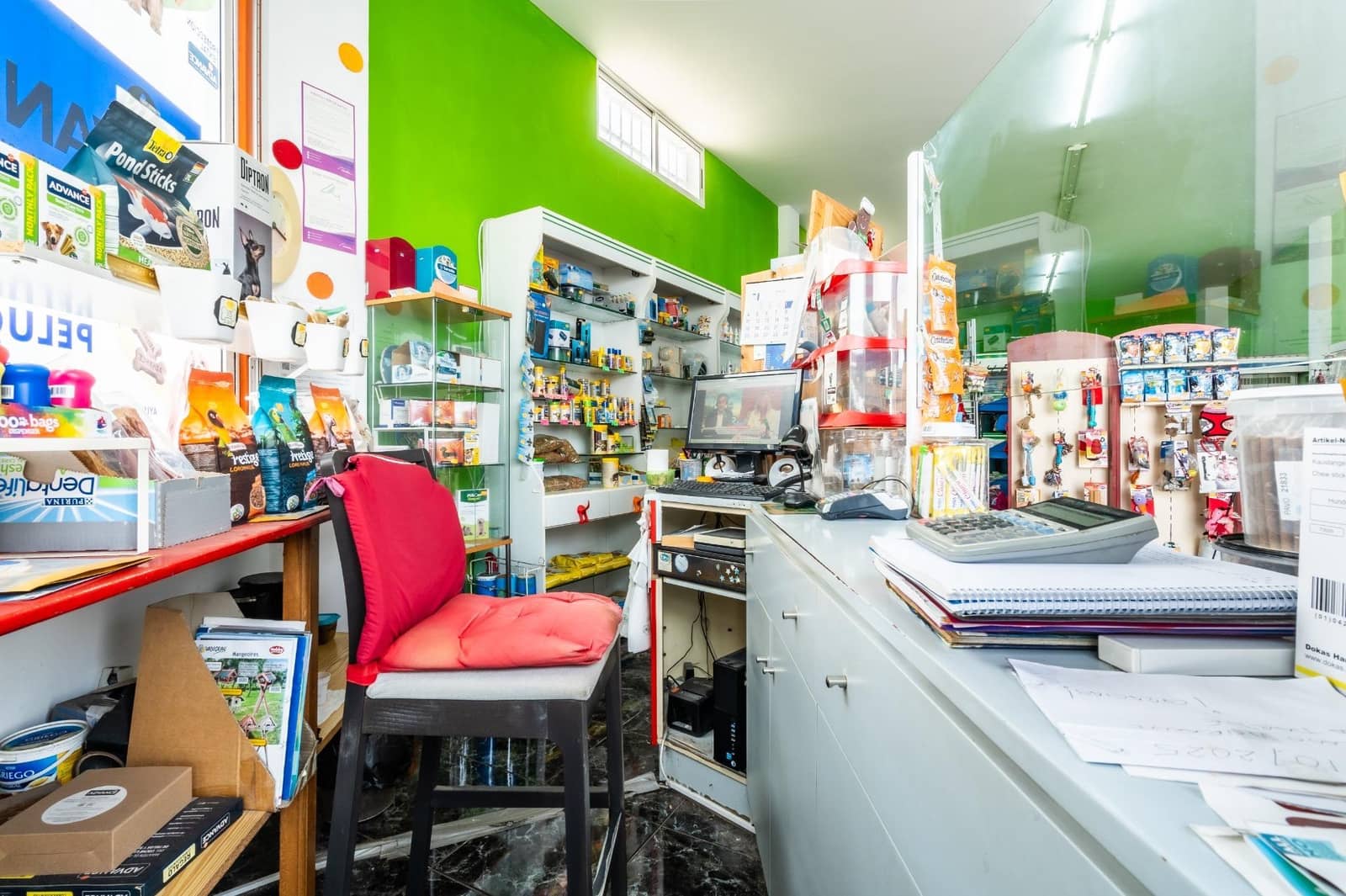 Commercial for sale in San Cristobal de La Laguna - € 149,000 (Ref: 9868664)