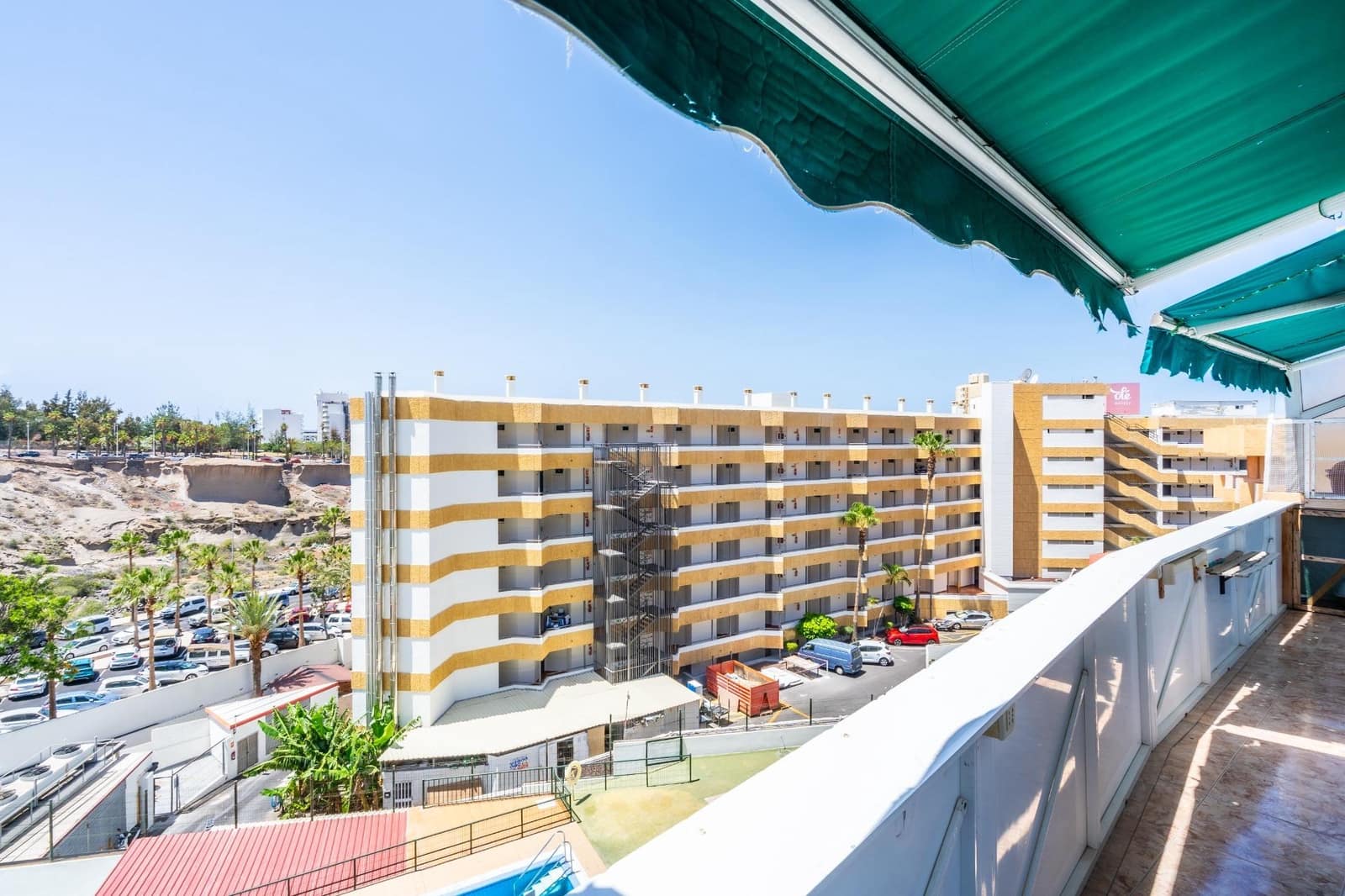 2 quarto Apartamento para venda em Costa Adeje com piscina - 234 000 € (Ref: 9868665)