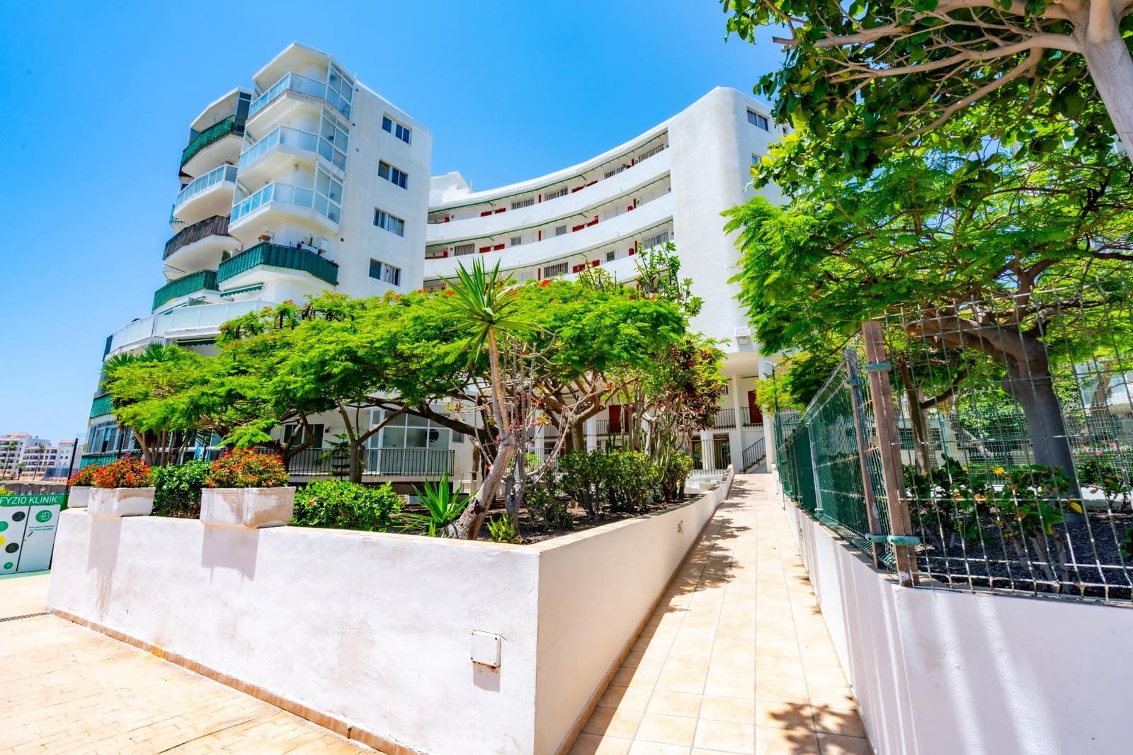 2 quarto Apartamento para venda em Costa Adeje com piscina - 234 000 € (Ref: 9868665)