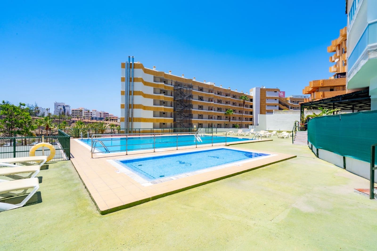 2 quarto Apartamento para venda em Costa Adeje com piscina - 234 000 € (Ref: 9868665)