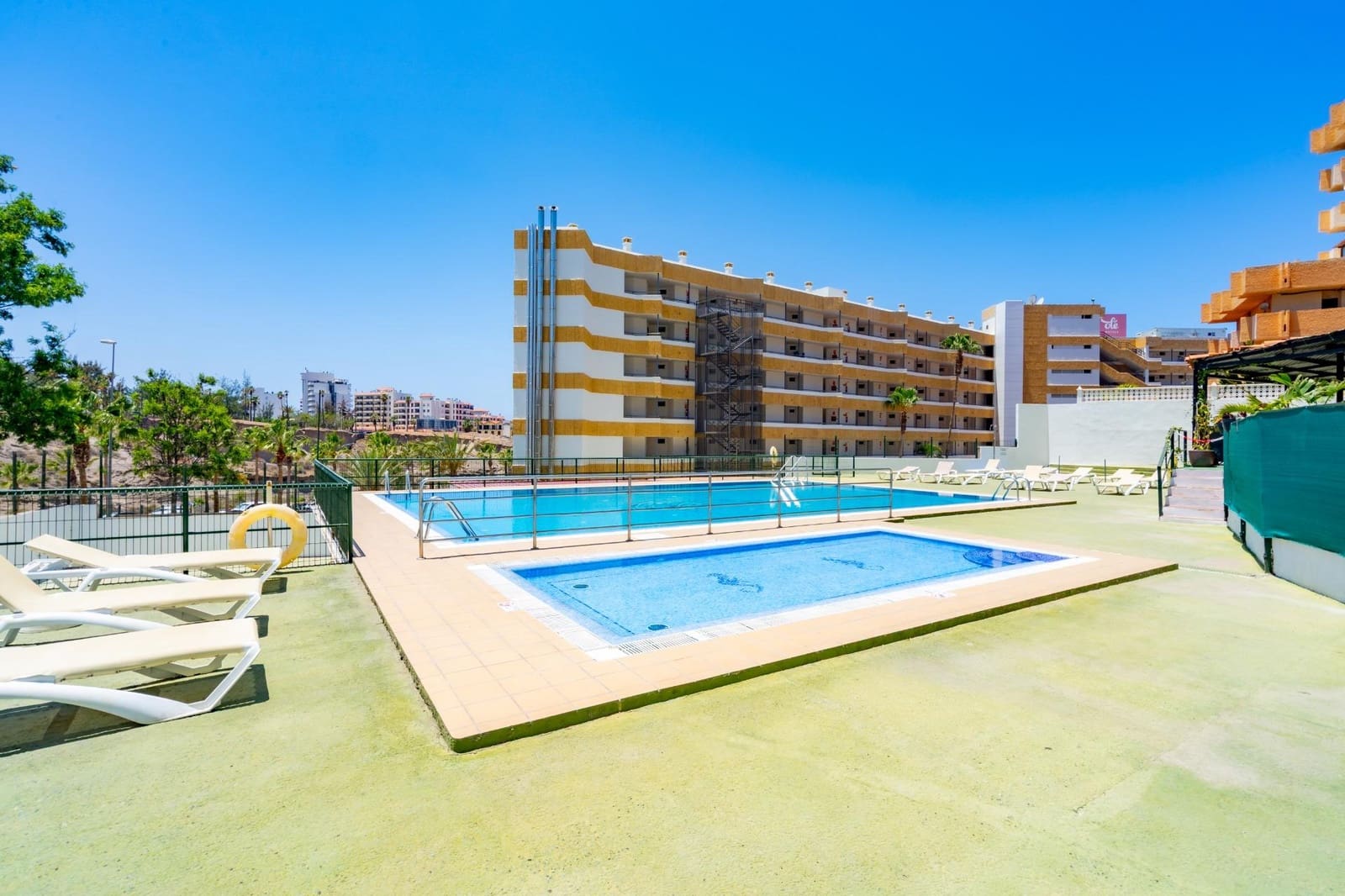 2 quarto Apartamento para venda em Costa Adeje com piscina - 234 000 € (Ref: 9868665)