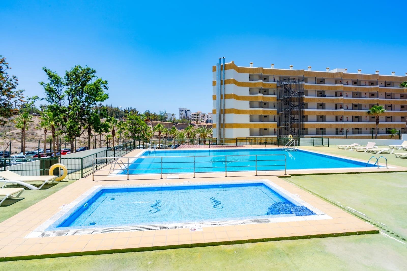 2 quarto Apartamento para venda em Costa Adeje com piscina - 234 000 € (Ref: 9868665)
