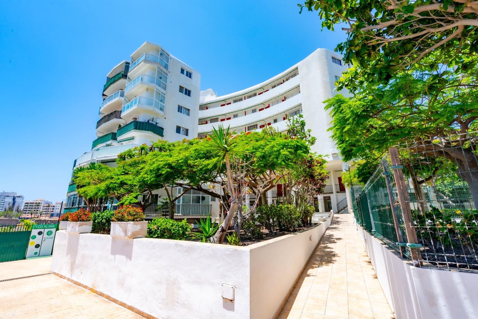 2 quarto Apartamento para venda em Costa Adeje com piscina - 234 000 € (Ref: 9868665)