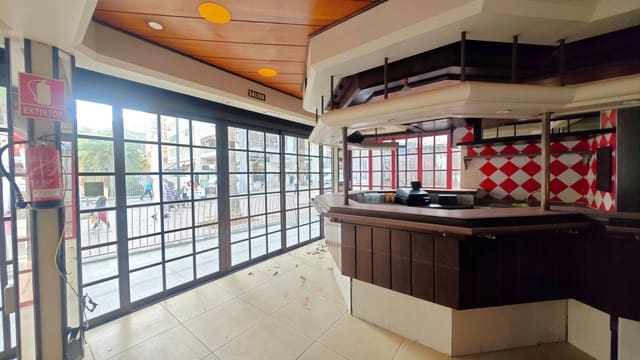 Kommersiell til salgs i Puerto de la Cruz - € 197 783 (Ref: 9890466)