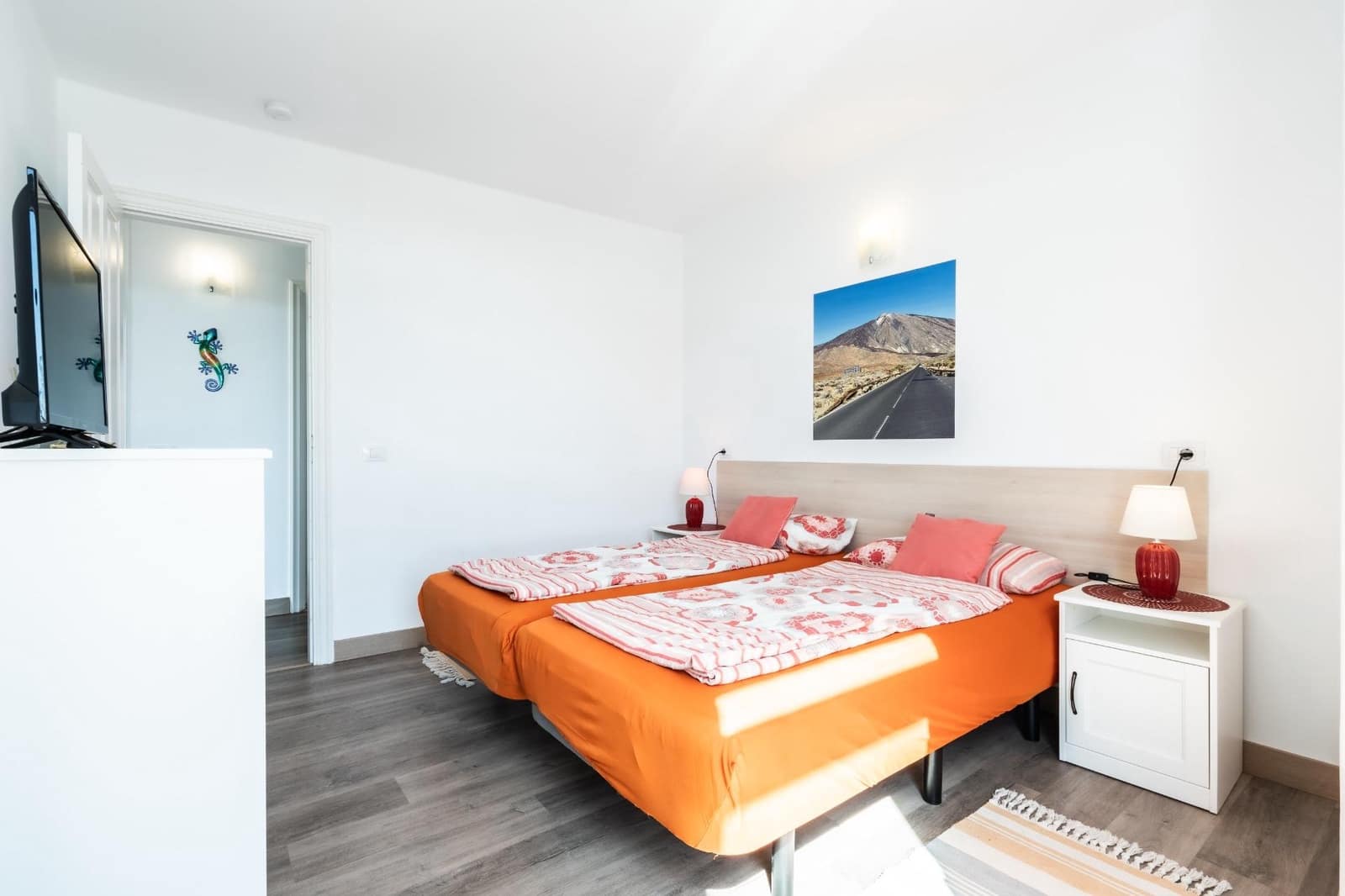 2 bedroom Flat for sale in San Miguel de Abona - € 265,000 (Ref: 9890468)