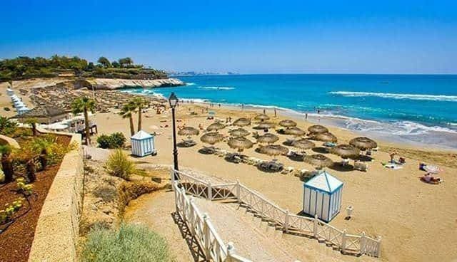 Commercieel te huur in Playa de las Américas, Adeje - € 8.700 (Ref: 9890469)