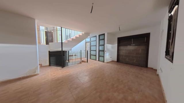 Chalet de 4 habitaciones en Tegueste en venta - 323.000 € (Ref: 9893959)