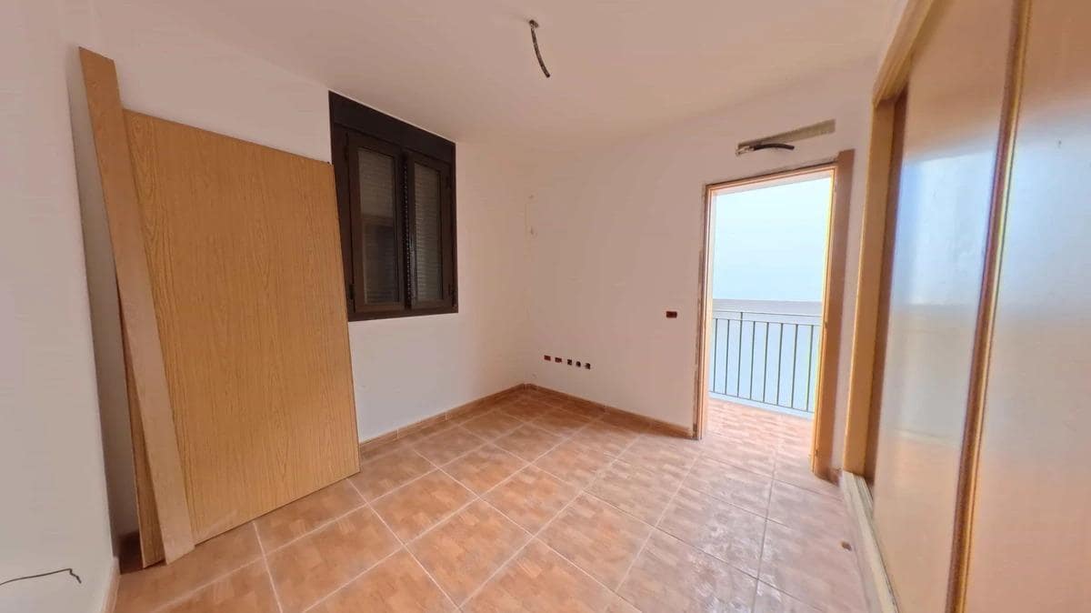 Chalet de 4 habitaciones en Tegueste en venta - 323.000 € (Ref: 9893959)
