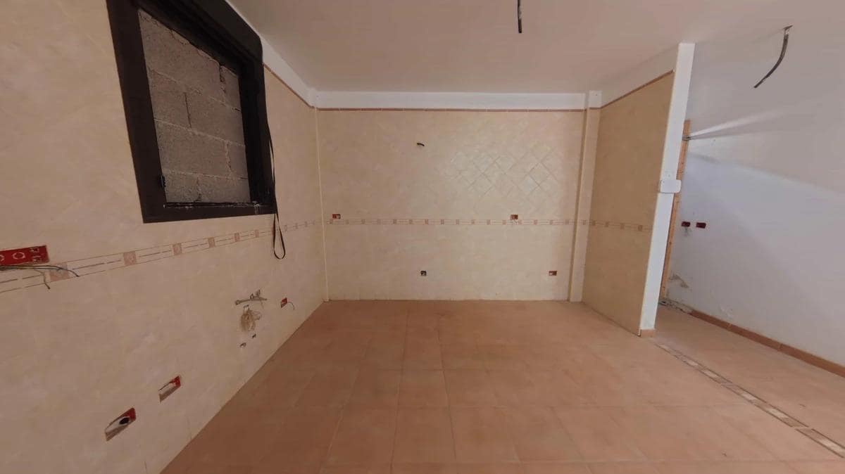 Chalet de 4 habitaciones en Tegueste en venta - 323.000 € (Ref: 9893959)
