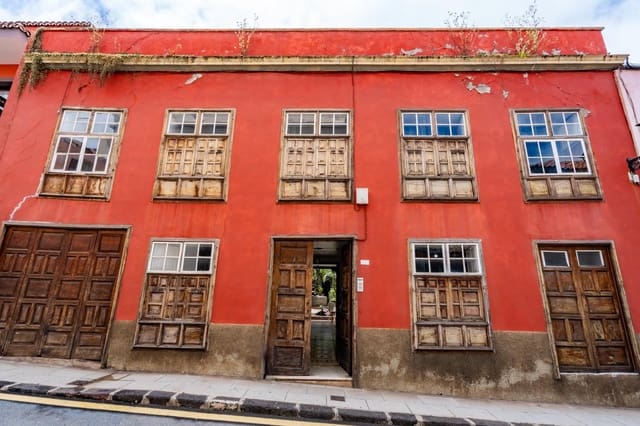 15 chambre Maison de Ville à vendre à La Orotava avec garage - 550 000 € (Ref: 9913241)