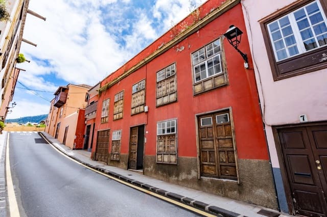 15 chambre Maison de Ville à vendre à La Orotava avec garage - 550 000 € (Ref: 9913241)