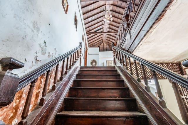 15 chambre Maison de Ville à vendre à La Orotava avec garage - 550 000 € (Ref: 9913241)