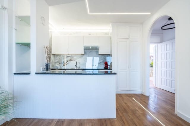 1 slaapkamer Appartement te koop in Costa Adeje, Adeje - € 289.000 (Ref: 9915896)