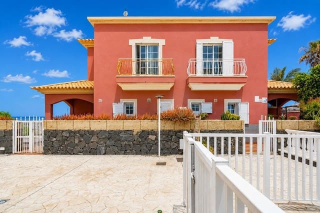 3 soverom Rekkehus til leie i El Medano, Granadilla de Abona med svømmebasseng - € 2 000 (Ref: 9945787)