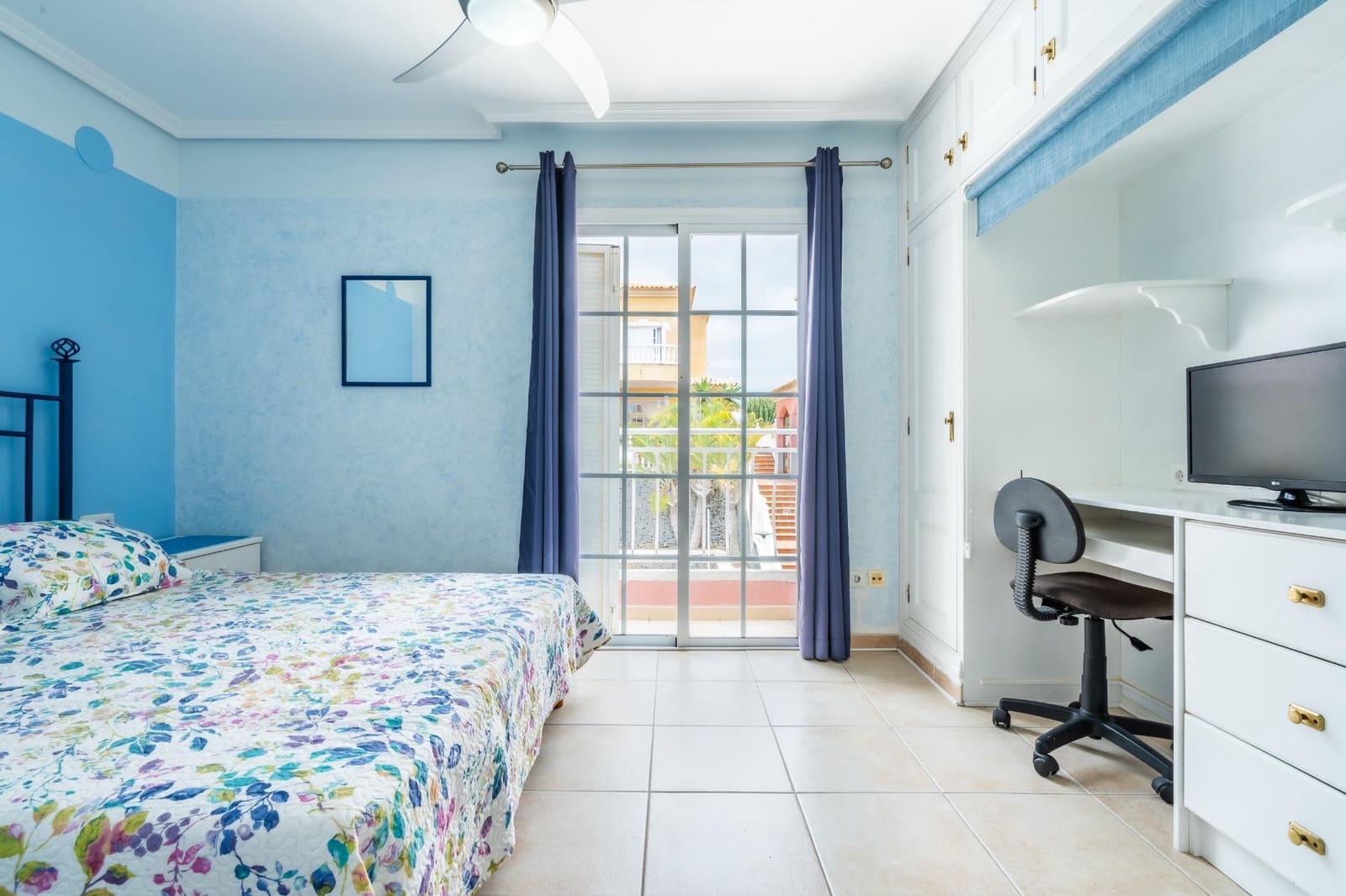 3 soverom Rekkehus til leie i El Medano med svømmebasseng - € 2 000 (Ref: 9945787)