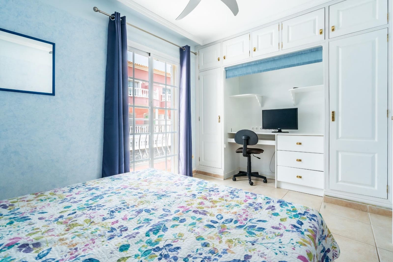 3 soverom Rekkehus til leie i El Medano med svømmebasseng - € 2 000 (Ref: 9945787)