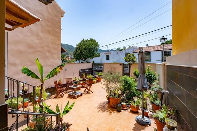 3 camera da letto Villetta Bifamiliare in vendita in Tegueste con garage - 488.000 € (Rif: 9952699)