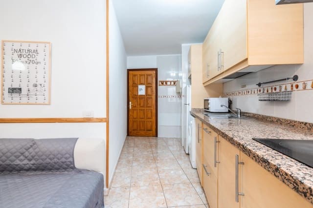 2 slaapkamer Appartement te koop in Los Cristianos, Arona - € 247.000 (Ref: 9966710)