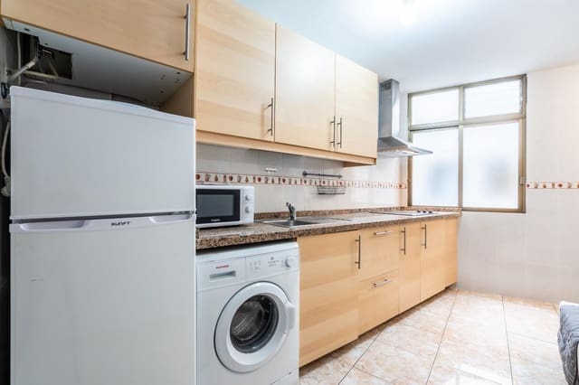 2 slaapkamer Appartement te koop in Los Cristianos, Arona - € 247.000 (Ref: 9966710)