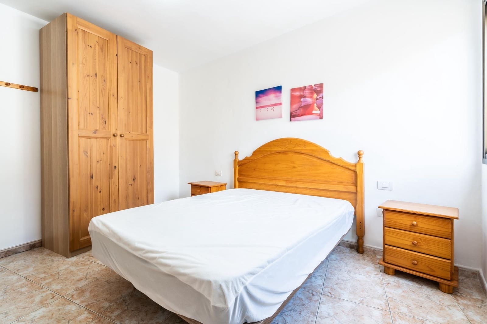 2 bedroom Apartment for sale in Los Cristianos - € 247,000 (Ref: 9966710)