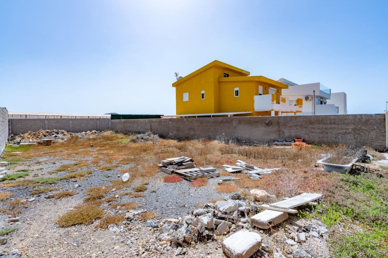 Building Plot for sale in San Isidro de Abona - € 183,000 (Ref: 9978953)