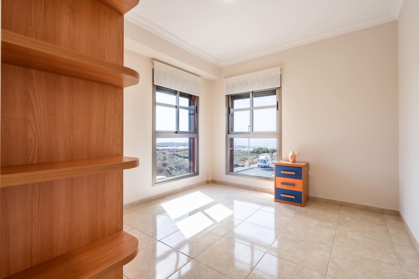 4 soverom Rekkehus til salgs i San Isidro de Abona med garasje - € 420 000 (Ref: 9997186)