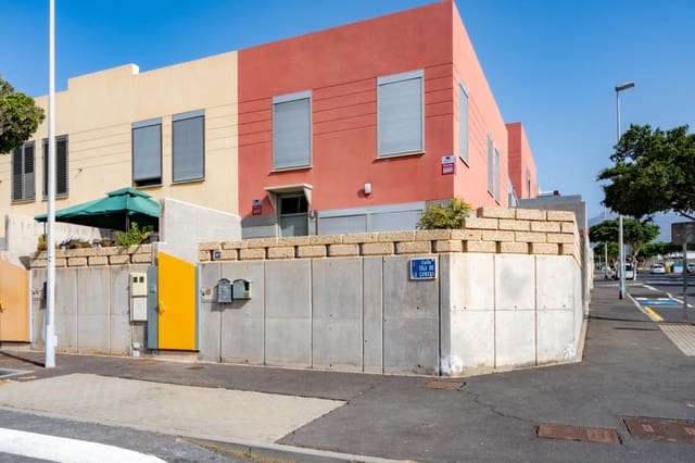 4 soverom Rekkehus til salgs i San Isidro de Abona, Granadilla de Abona med garasje - € 420 000 (Ref: 9997186)