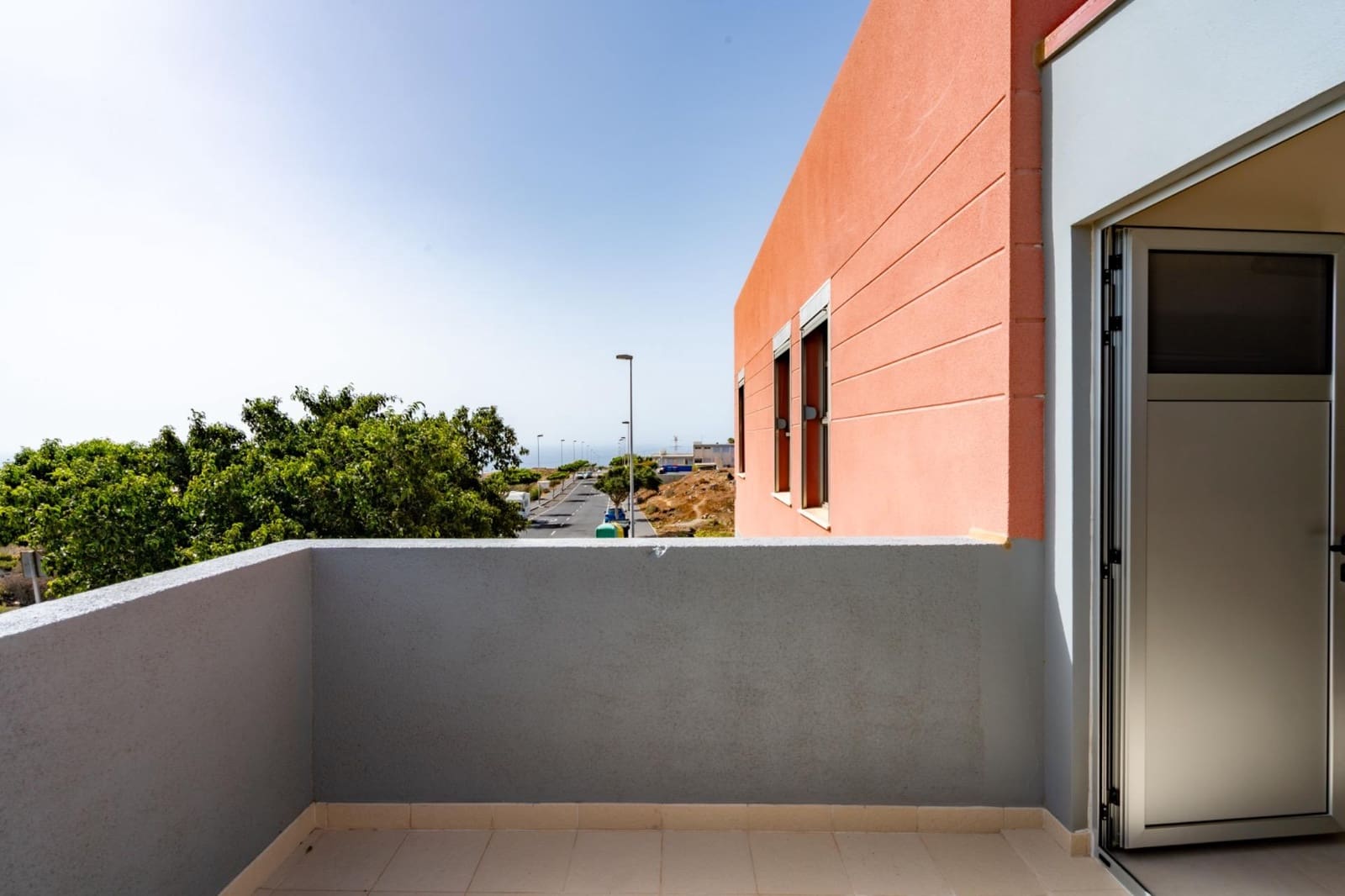 4 soverom Rekkehus til salgs i San Isidro de Abona med garasje - € 420 000 (Ref: 9997186)