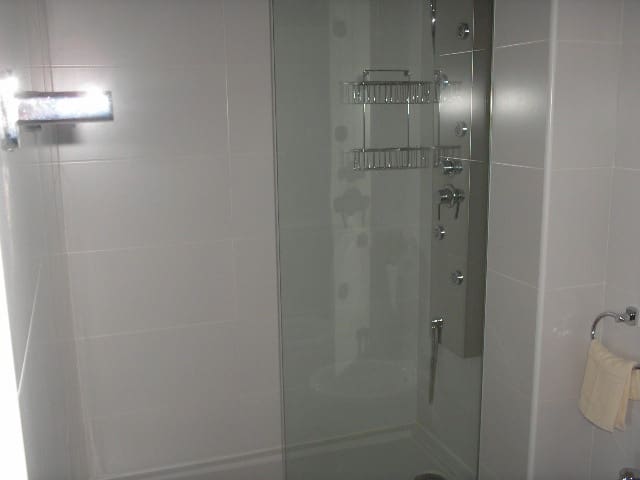 2 slaapkamer Strandappartement voor vakantieverhuur in San Juan de los Terreros met zwembad garage - € 500 (Ref: 6826098)