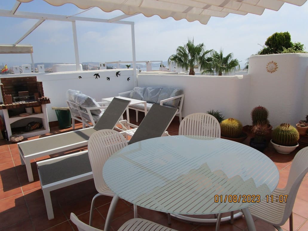 2 slaapkamer Strandappartement voor vakantieverhuur in San Juan de los Terreros met zwembad garage - € 500 (Ref: 6826098)