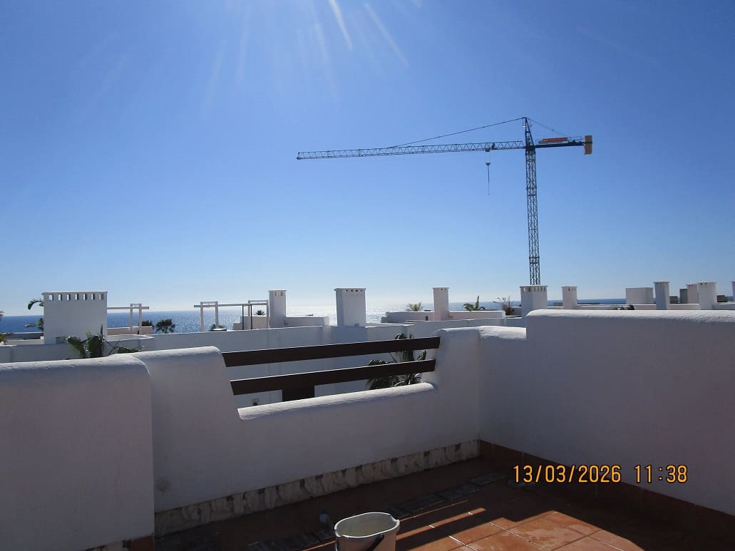 2 makuuhuone Ranta-asunto myytävänä paikassa San Juan de los Terreros mukana uima-altaan 
autotalli - 269 900 € (Ref: 9716592)